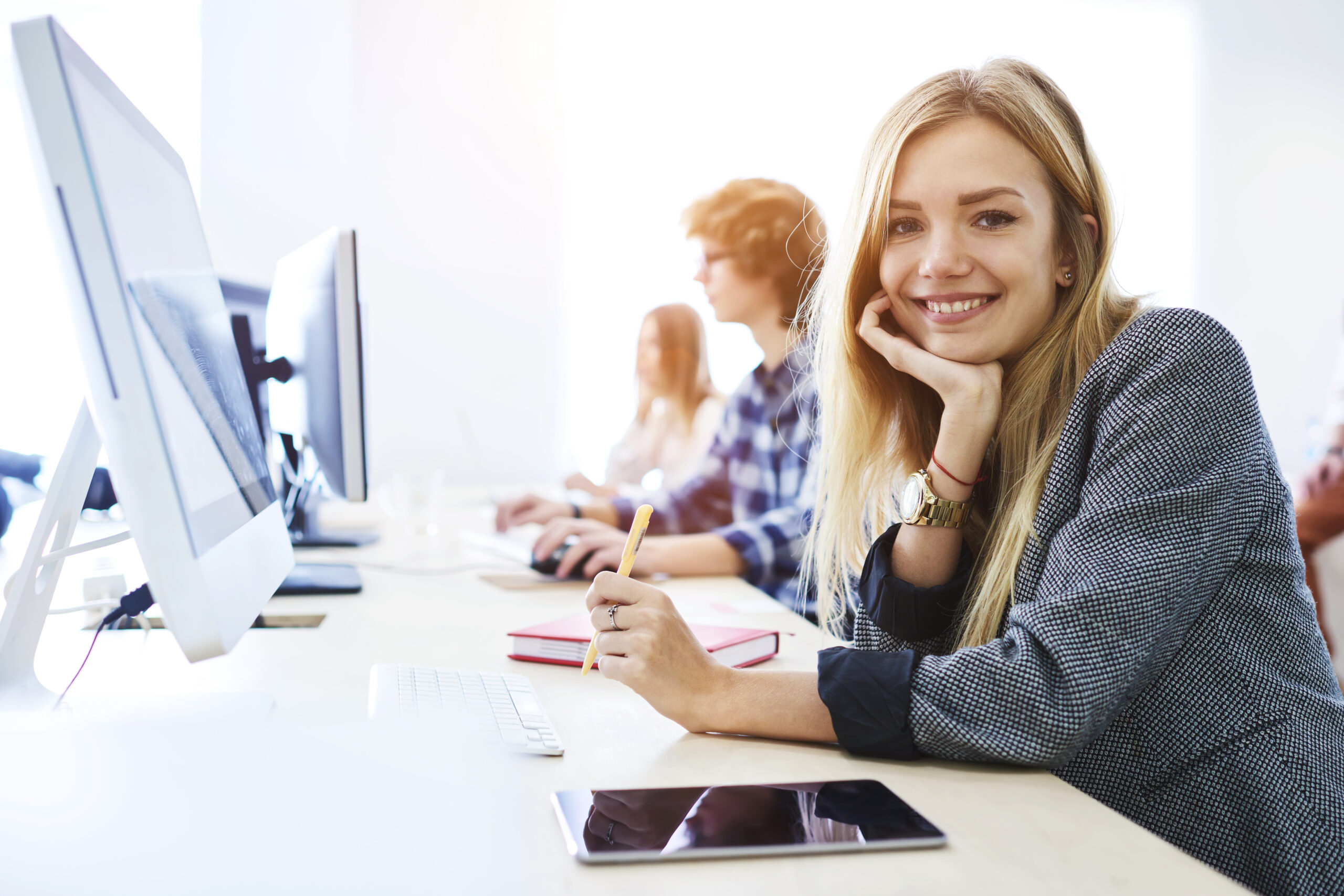 Die Förderung einer nachhaltigen digitalen Grundbildung mit digi.skills ai Die Förderung einer nachhaltigen digitalen Grundbildung mit digi.skills ai